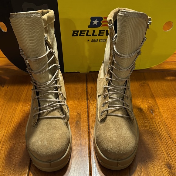 Belleville 330 DES ST Men’s 8” Desert Tan Hot Weather Steel Toe Flight Boot. - Picture 2 of 10